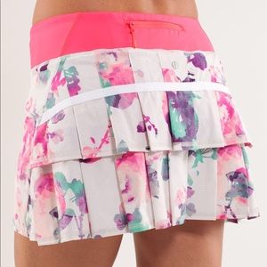RARE Lululemon Pace Setter Skirt Blurred Blossoms
